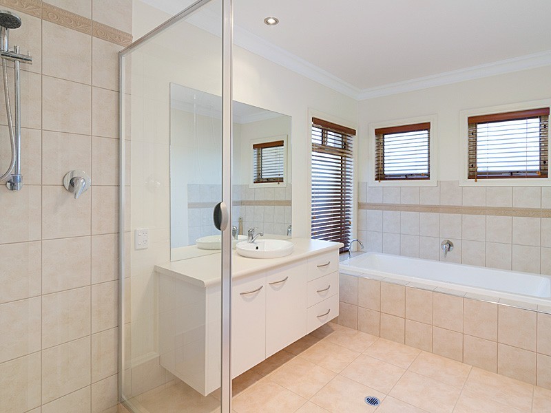 22 Scarborough Way, Mount Barker SA 5251