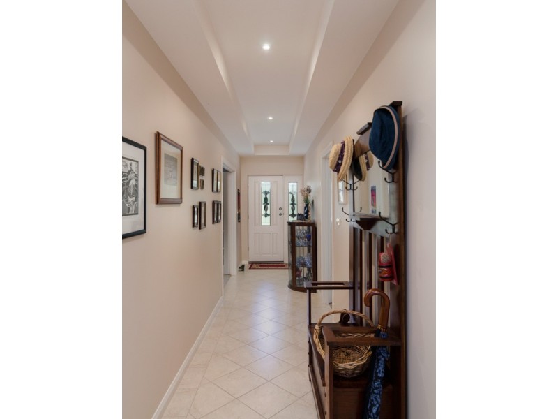 6 London Court, Mount Barker SA 5251