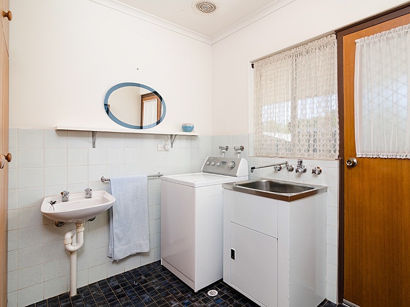 27 Wunderley Drive, Mount Barker SA 5251