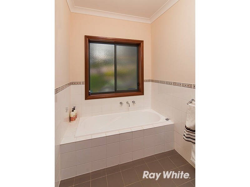 10 London Court, Mount Barker SA 5251