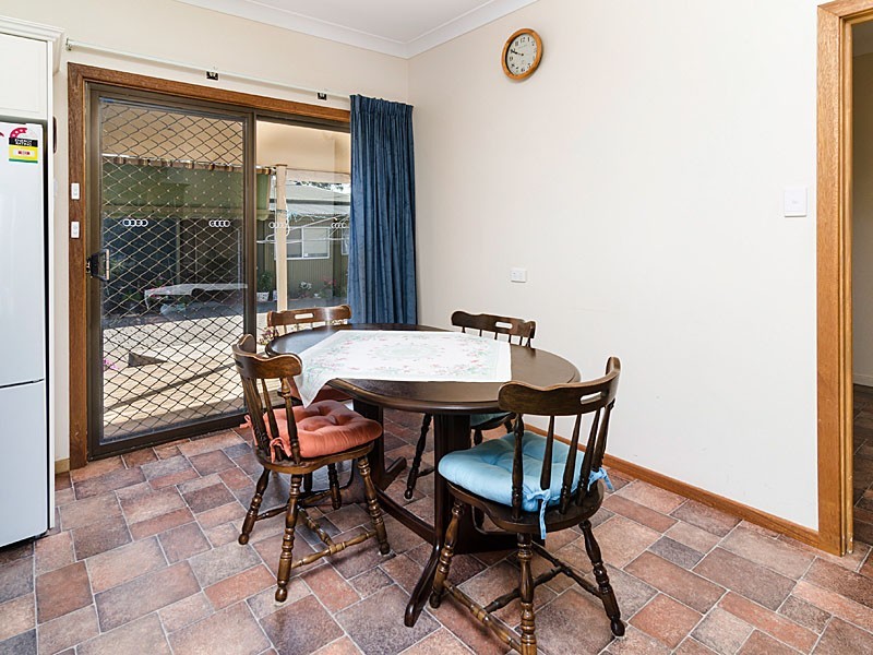 27 Angas Plains Road, Strathalbyn SA 5255