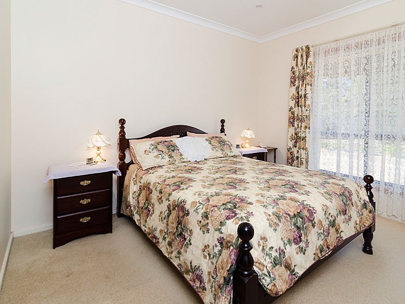 27 Angas Plains Road, Strathalbyn SA 5255