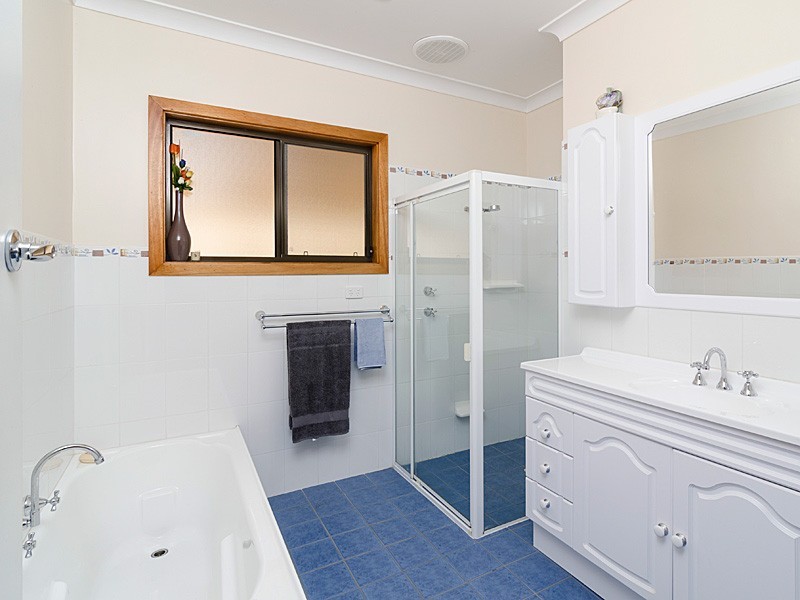 27 Angas Plains Road, Strathalbyn SA 5255