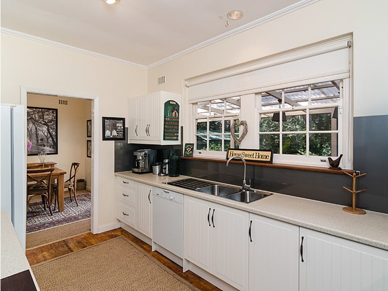 10 Ti Tree Road, Stirling SA 5152