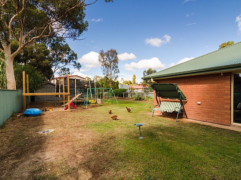 24 Hefford Drive, Callington SA 5254