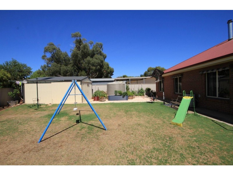 2 Shone Court, Strathalbyn SA 5255