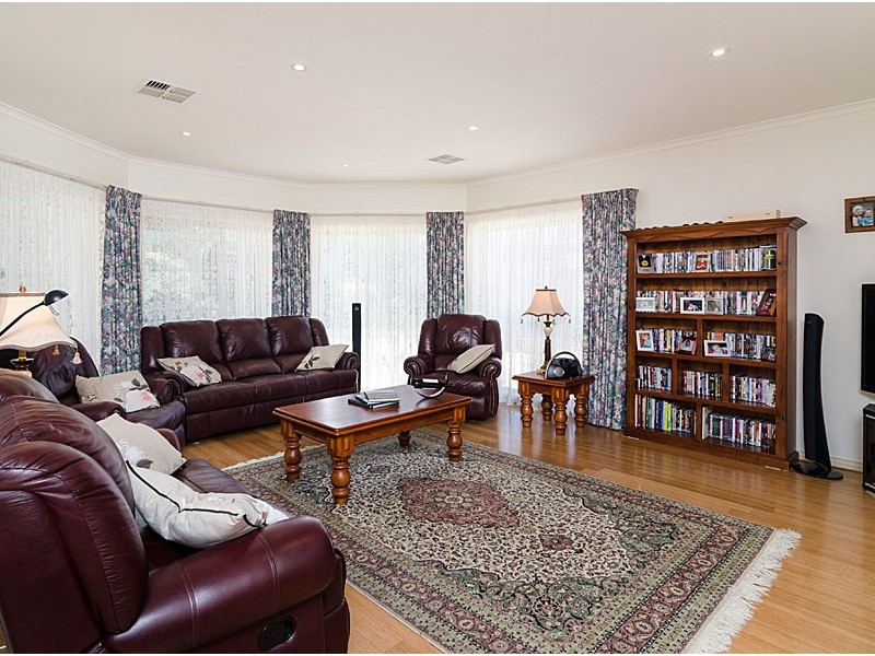 16 Silverwood Drive, Mount Barker SA 5251