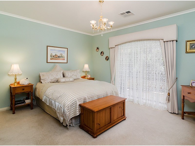 16 Silverwood Drive, Mount Barker SA 5251