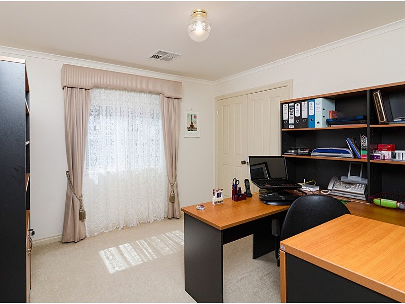 16 Silverwood Drive, Mount Barker SA 5251
