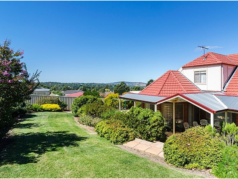 16 Silverwood Drive, Mount Barker SA 5251