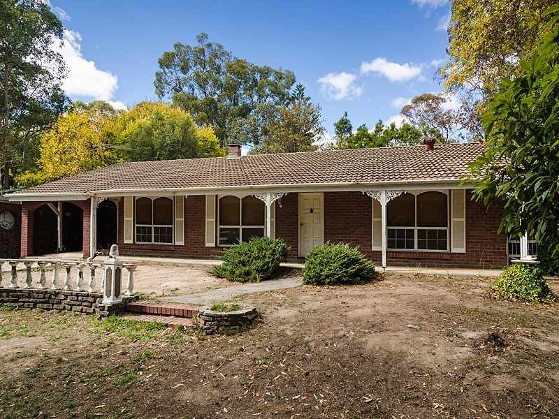 24 First Avenue, Bridgewater SA 5155