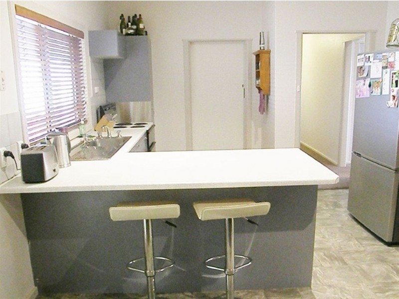 13 Warnes Street, Cowell SA 5602