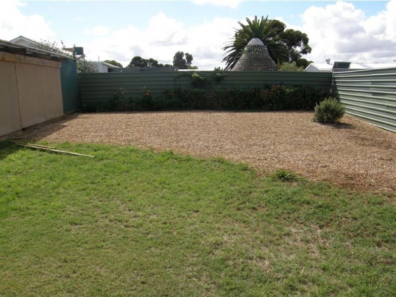 13 Warnes Street, Cowell SA 5602