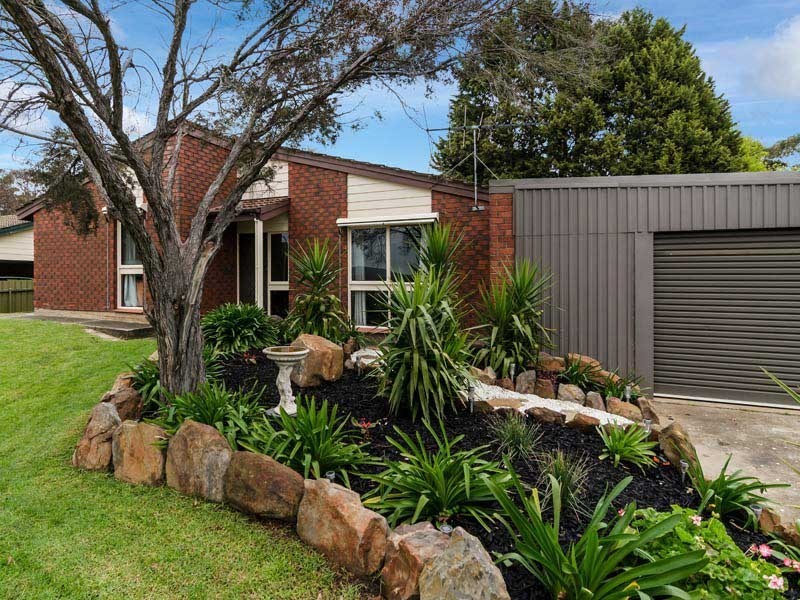 6 Bowyer Avenue, Mount Barker SA 5251