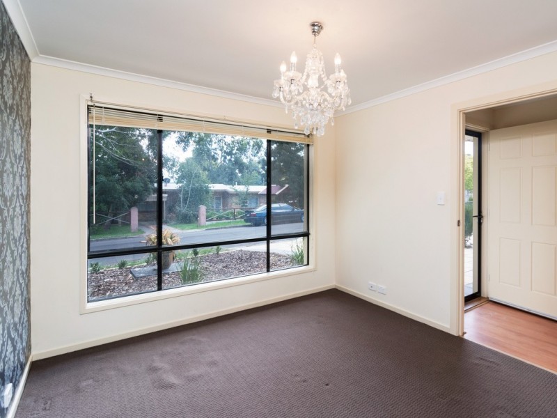 2 Queen Street, Mount Barker SA 5251