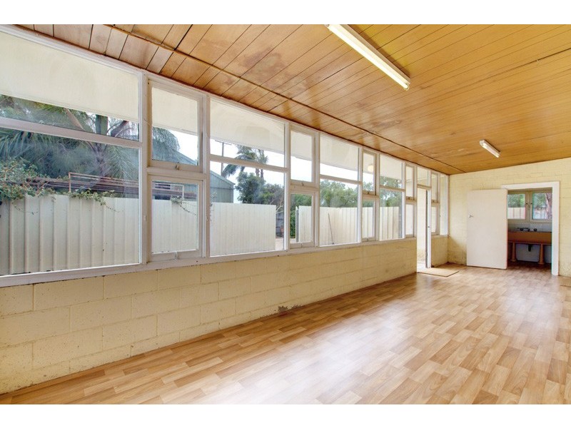 1 Thomas Street, Cavan SA 5094