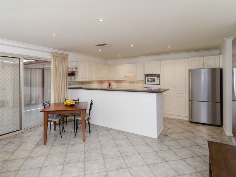 9 Ware Close, Mount Barker SA 5251