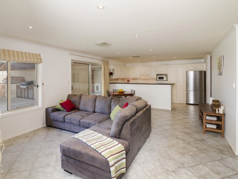 9 Ware Close, Mount Barker SA 5251