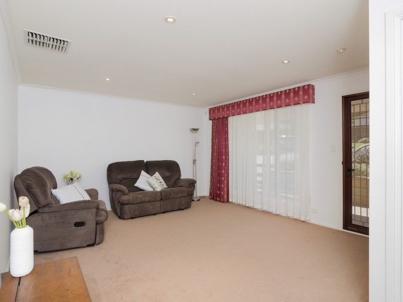 9 Ware Close, Mount Barker SA 5251