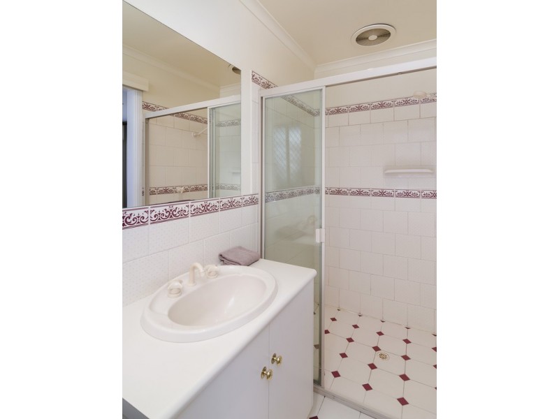 9 Ware Close, Mount Barker SA 5251