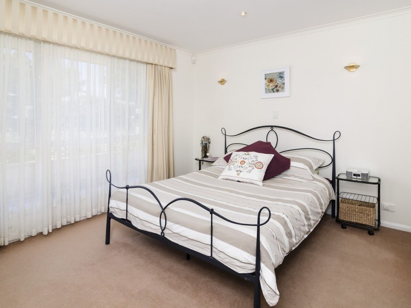 9 Ware Close, Mount Barker SA 5251