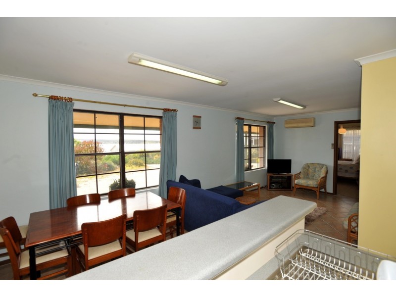 25 Hawthorn Avenue, Emu Bay SA 5223