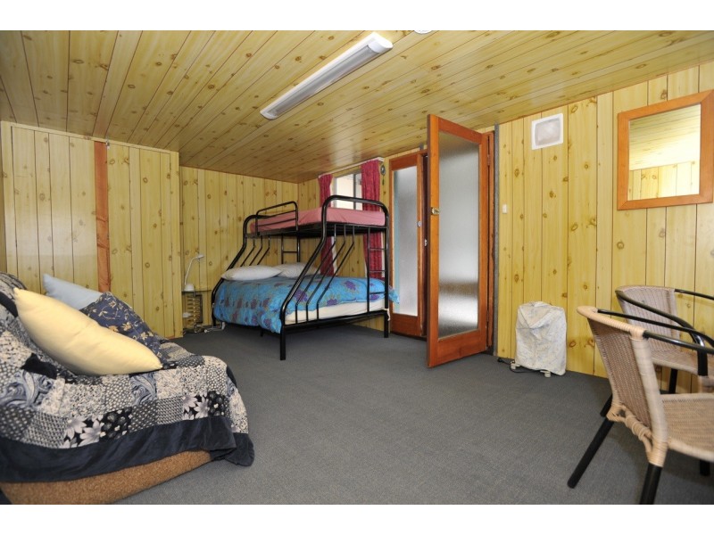 25 Hawthorn Avenue, Emu Bay SA 5223