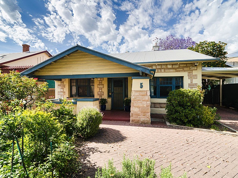 5 Labrina Avenue, Prospect SA 5082