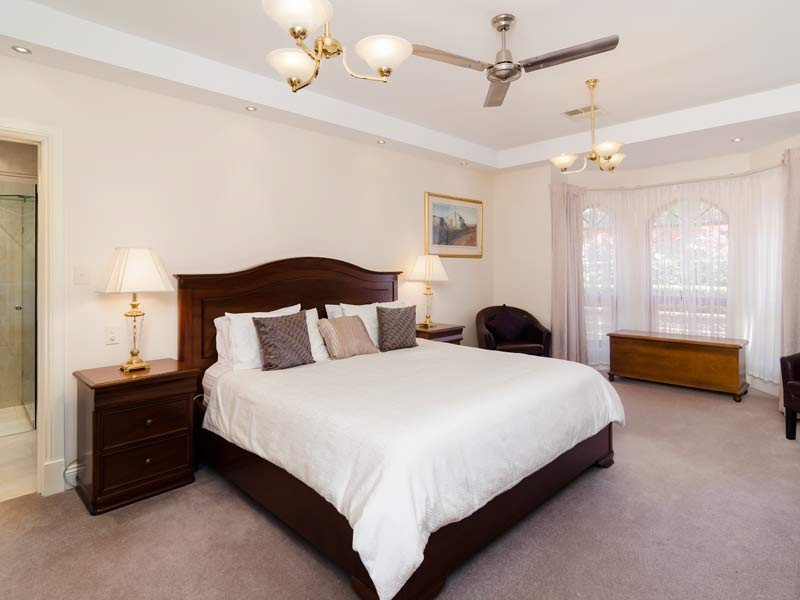 4 Crystal Court, Mount Barker SA 5251