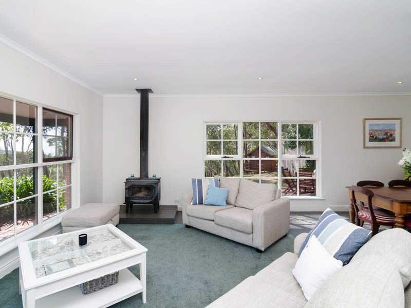 8 Hillview Street, Crafers West SA 5152