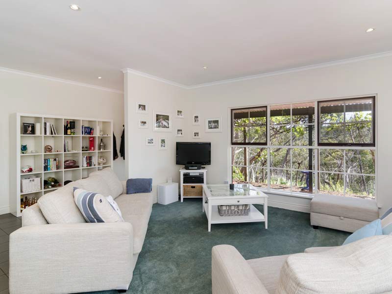 8 Hillview Street, Crafers West SA 5152