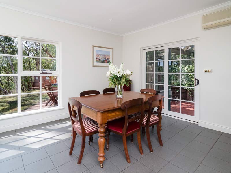 8 Hillview Street, Crafers West SA 5152