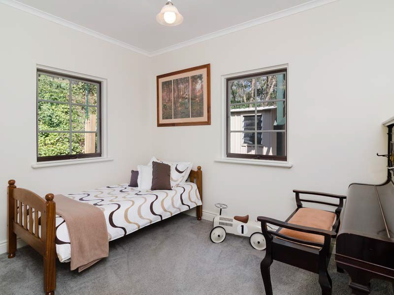 8 Hillview Street, Crafers West SA 5152