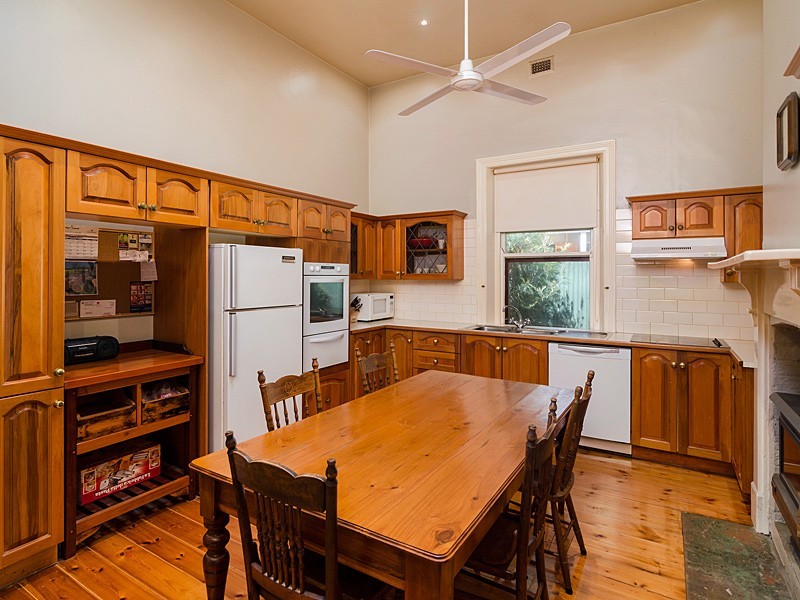 25 North Parade, Strathalbyn SA 5255