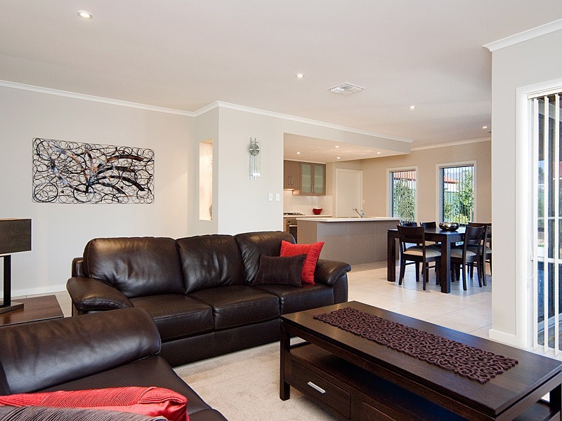18 Barton Circuit, Mount Barker SA 5251
