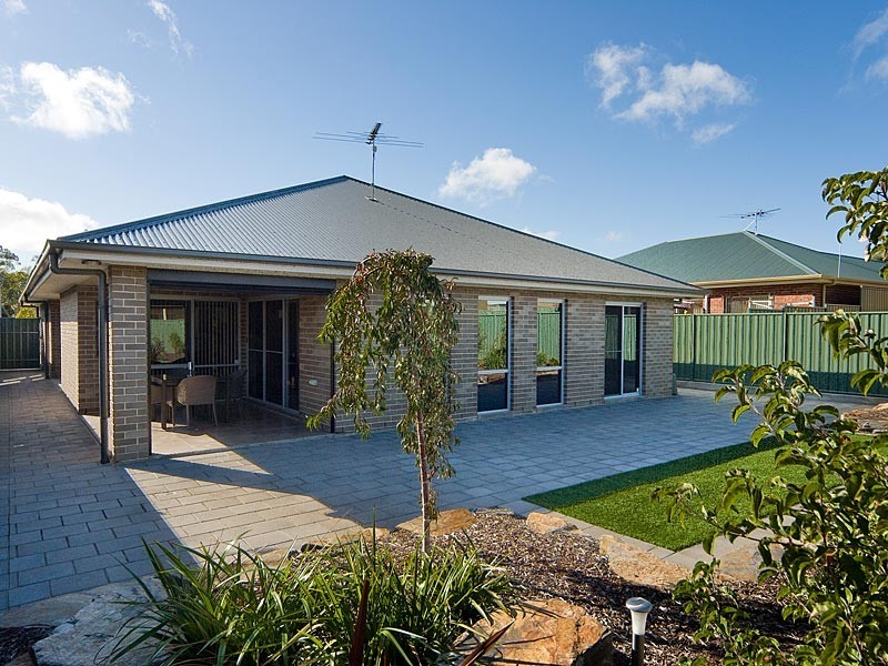 18 Barton Circuit, Mount Barker SA 5251