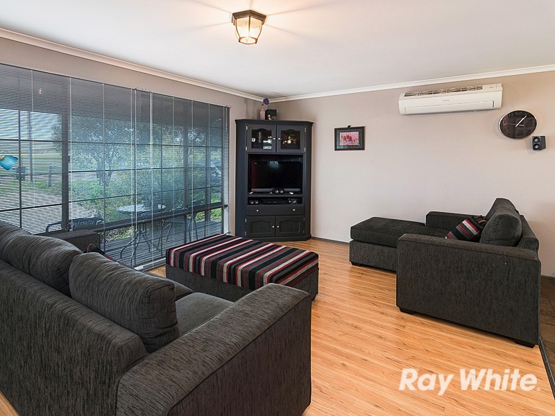 15 Cemetery Road, Callington SA 5254