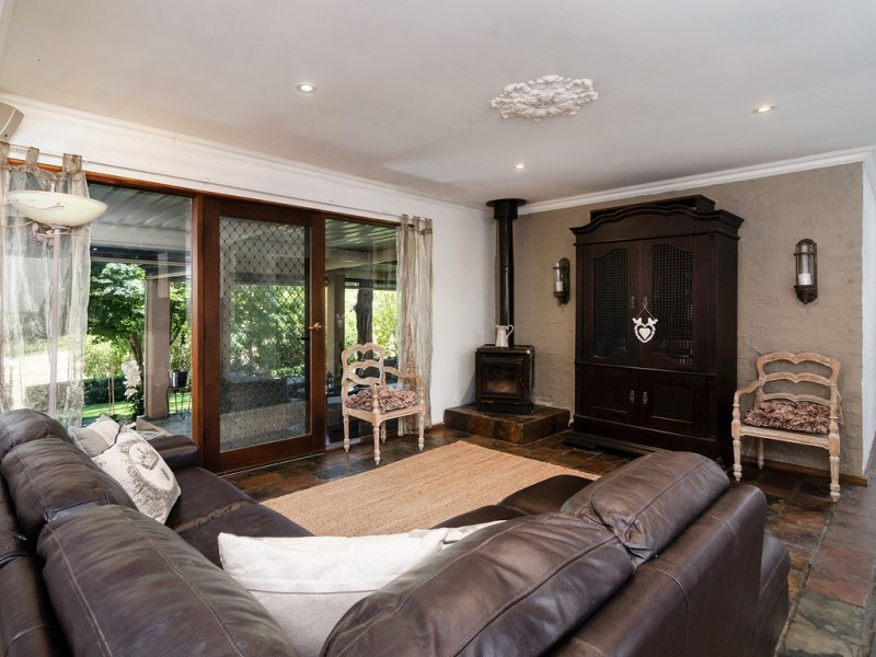 26 Cummins Drive, Summertown SA 5141