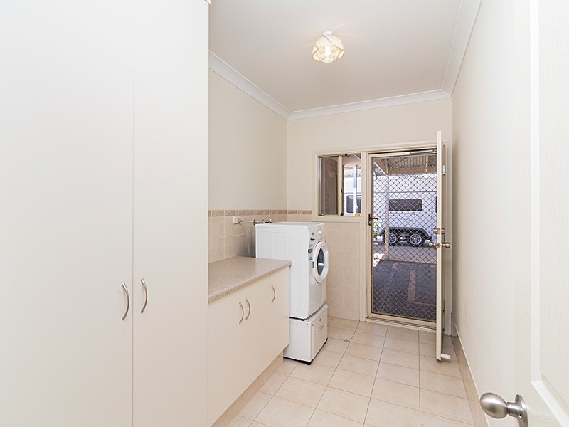 16 Strathoak Crescent, Strathalbyn SA 5255