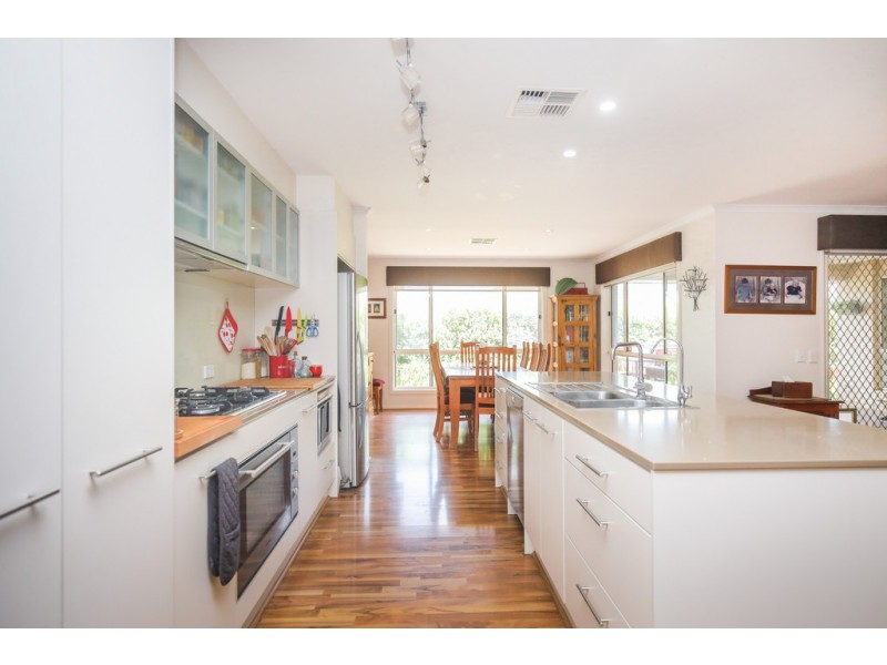 2 Bradford Street, Mount Barker SA 5251