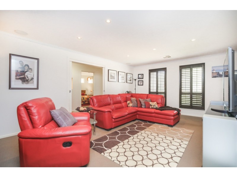 2 Bradford Street, Mount Barker SA 5251