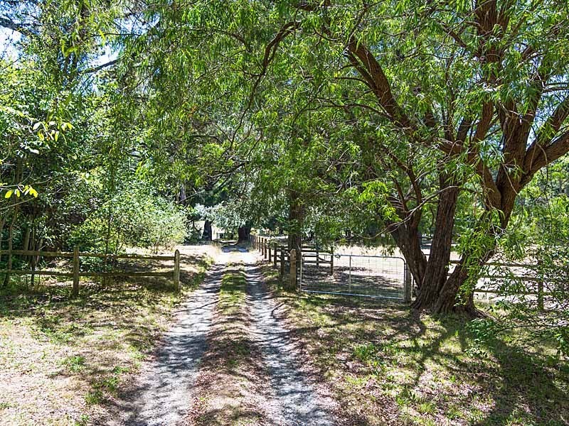 23 Heathfield Road, Heathfield SA 5153