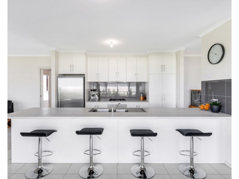 23 Sullivan Road, Strathalbyn SA 5255