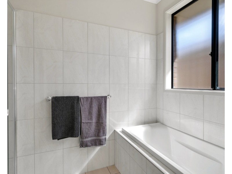 23 Sullivan Road, Strathalbyn SA 5255