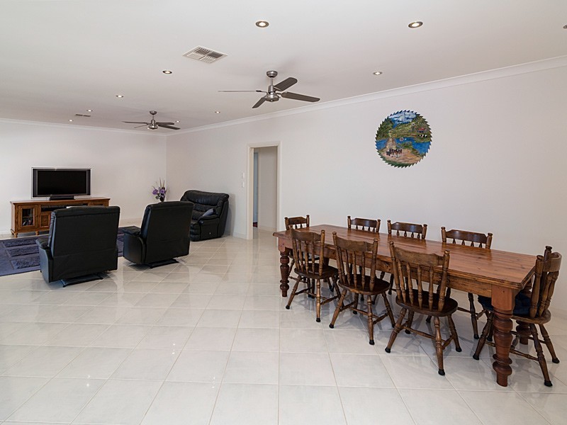 69 Trainers Way, Strathalbyn SA 5255