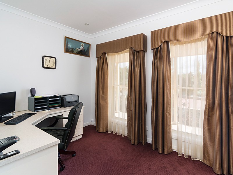 69 Trainers Way, Strathalbyn SA 5255