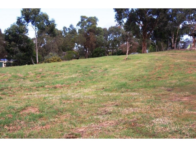 9 Church Road, Harrogate SA 5244