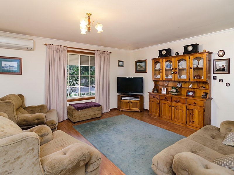 4 Ware Close, Mount Barker SA 5251