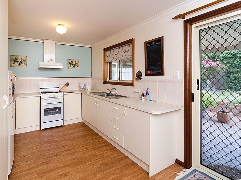 4 Ware Close, Mount Barker SA 5251