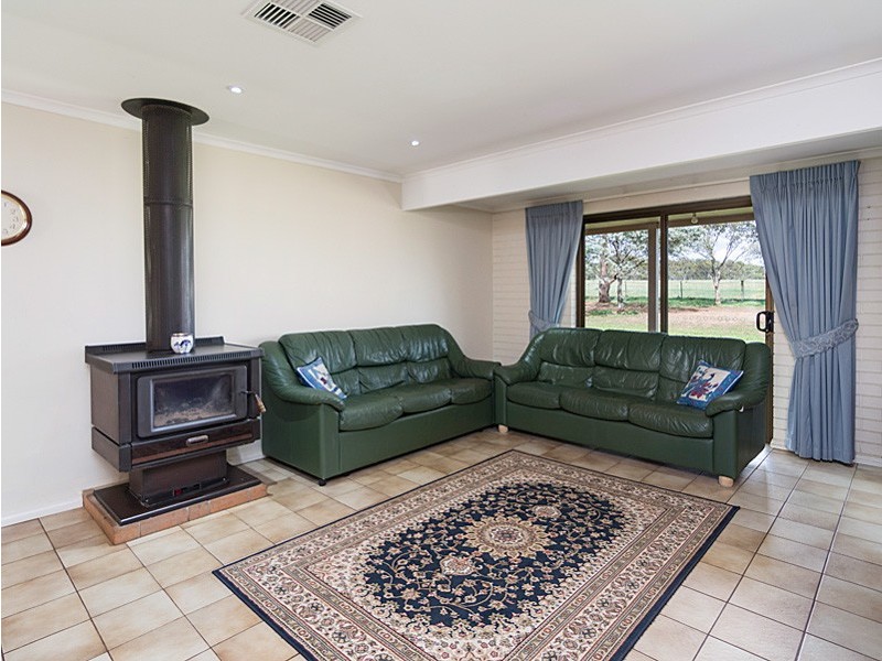 2 Steele Road, Callington SA 5254